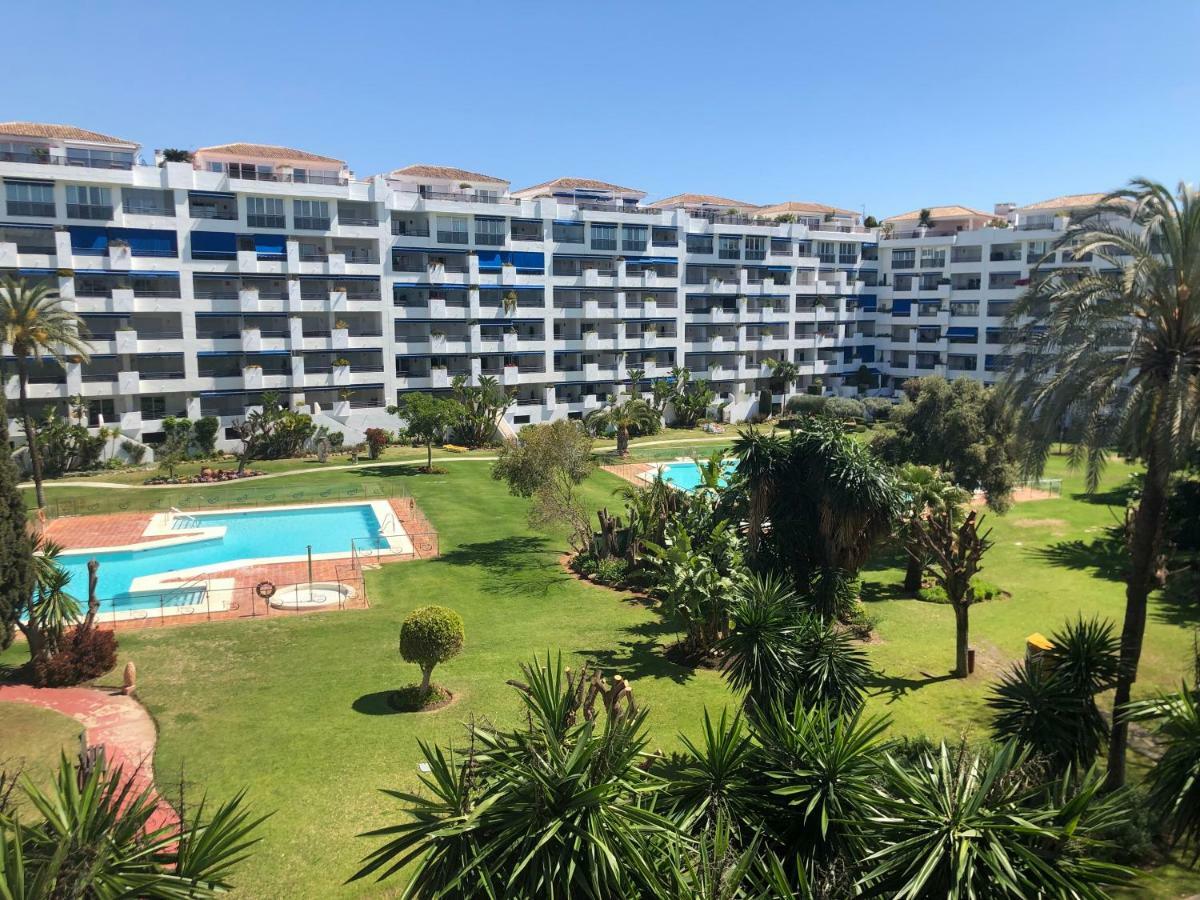 Apartment Urbanizacion Jardines Del Puerto Marbella